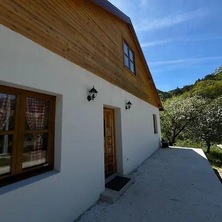 Daire Etno House Kanjina *